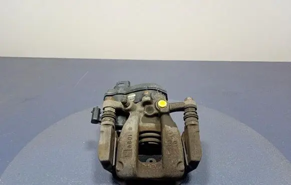 Opel Insignia A Rear brake caliper 6601B