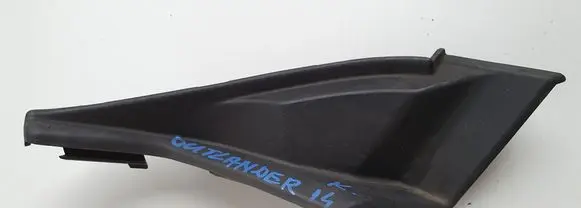 Mitsubishi Outlander Wiper trim 7405A537