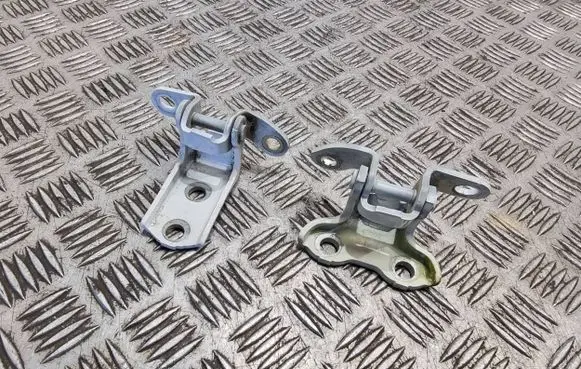 Citroen C1 Rear door hinge set 