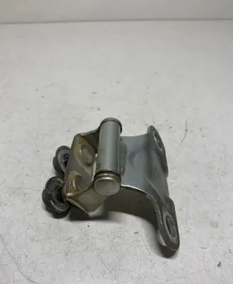 Toyota Avensis T250 Tailgate/trunk/boot hinge