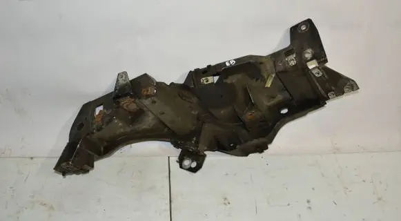 Jaguar S-Type Front bumper mounting bracket 4R838C280A 4R83-8C280-A