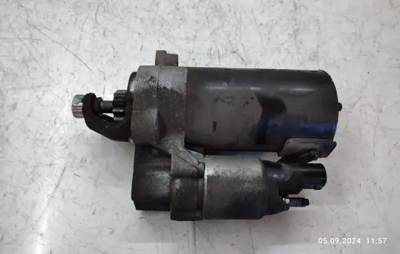 Audi A4 S4 B8 8K Starter motor 03L911021E