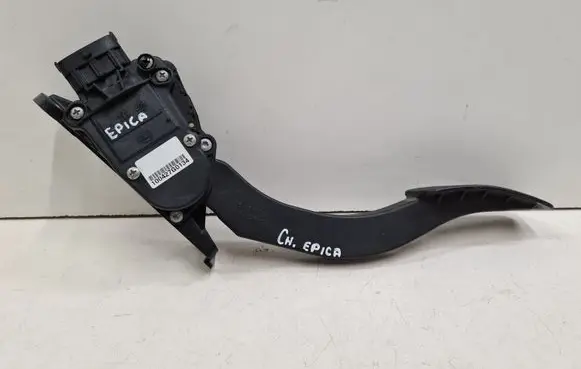 Chevrolet Epica Accelerator throttle pedal 96408078 100427G0134