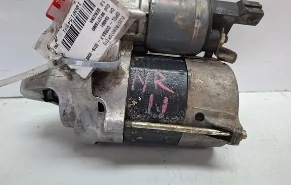 Opel Corsa F Starter motor S27612324 9812715380