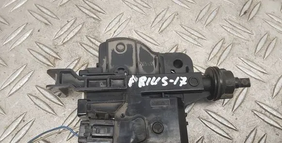 Toyota Prius (XW50) Fuel tank cap lock motor 