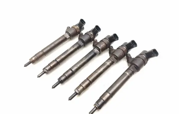 Volvo XC90 Fuel injectors set 30750283 0445110251