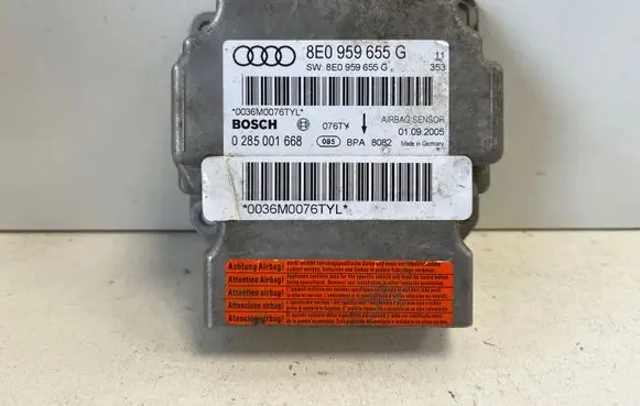 Audi A4 S4 B7 8E 8H Airbag control unit/module 8E0959655G 0285001668