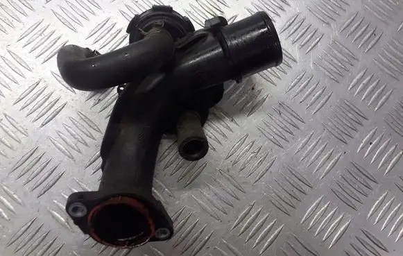 Nissan Note (E11) Breather hose/pipe 8200323338
