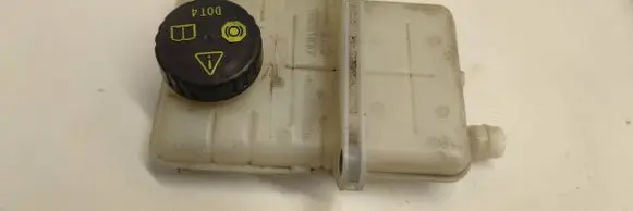 Brake fluid reservoir