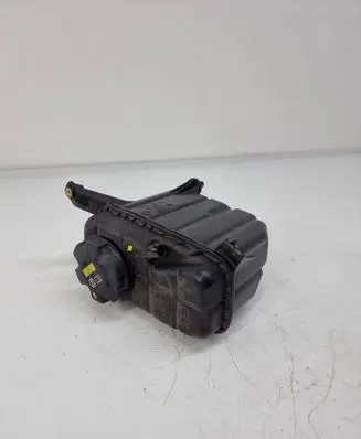 BMW M4 F82 F83 Coolant expansion tank/reservoir 2284600