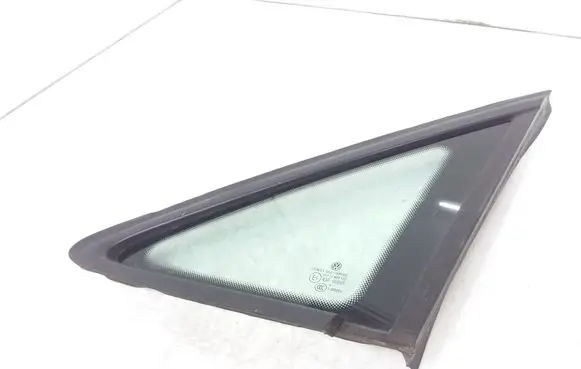 Volkswagen Touran I Front triangle window/glass 1T0845411 AS2
