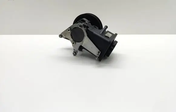 BMW 5 E60 E61 Power steering pump 7787106 32417787106 7693974