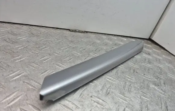 Mercedes-Benz E W212 Center console decorative trim A2126907982