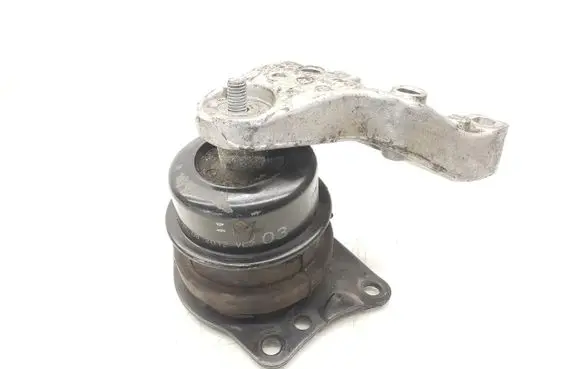 Engine mount bracket