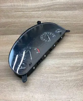 Peugeot 406 Speedometer (instrument cluster) 9644230980 110080108