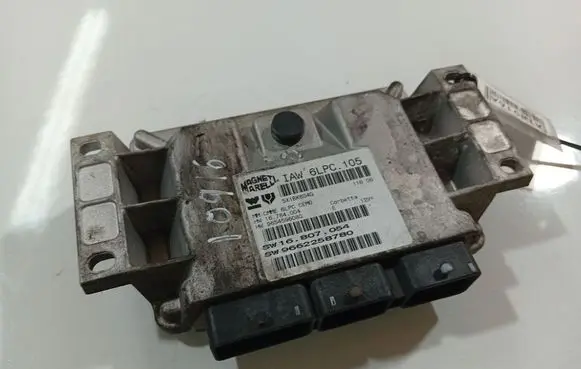 Peugeot 207 Engine control unit/module IAW6LPC105