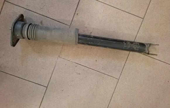 Hyundai i40 Rear shock absorber/damper