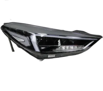 Hyundai Tucson TL Headlight/headlamp D792111A20