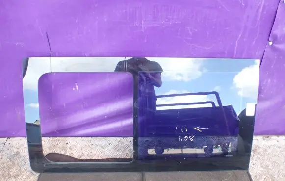 Rear side window