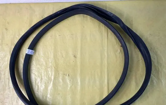 Mercedes-Benz A W169 Rear door rubber seal (on body) A1696920176