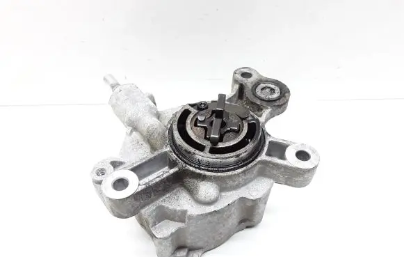 Volvo V50 Vacuum pump