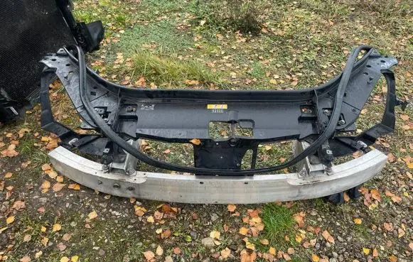 Mercedes-Benz S W222 Radiator support slam panel