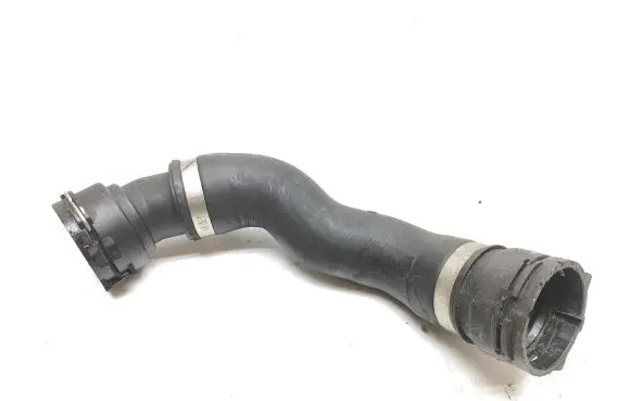 BMW 5 F10 F11 Engine coolant pipe/hose 8509274