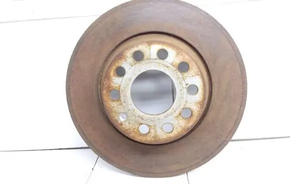 Volkswagen PASSAT B6 Rear brake disc