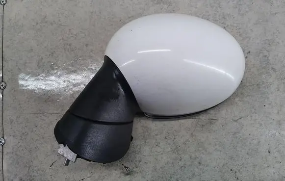 Mini One - Cooper Coupe R56 Front door electric wing mirror 