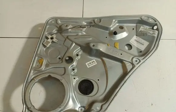 Skoda Superb B5 (3U) Front door electric window regulator 3B5839756032