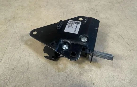 BMW X5 E70 Tailgate lock latch 51247162149