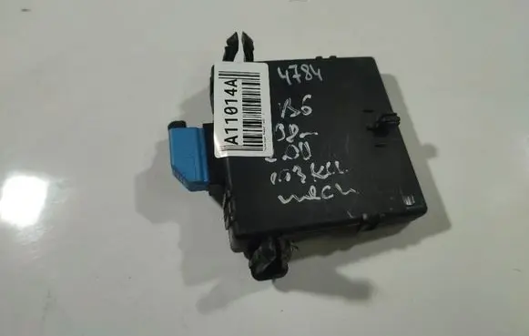 Volkswagen PASSAT B6 Other control units/modules 3C0907530L