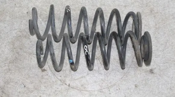 Volkswagen PASSAT CC Rear coil spring