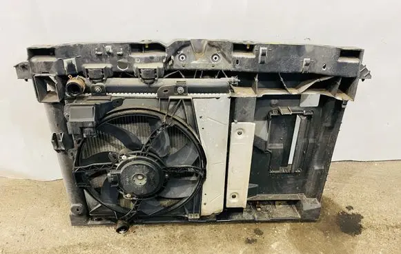 Peugeot 2008 I Radiator set 
