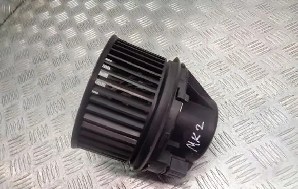Ford Focus Front door blower motor 3M5H18456EC
