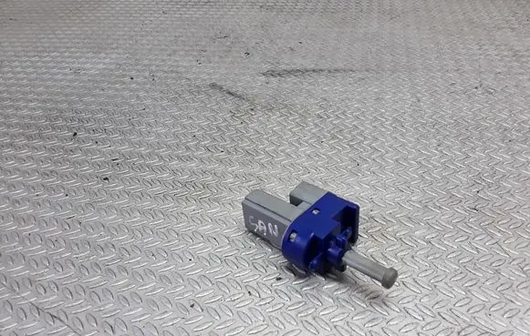Clutch pedal sensor