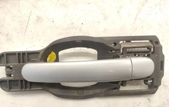 Audi A2 Rear door exterior handle 8Z0837885A 8Z2837885 8Z1837886