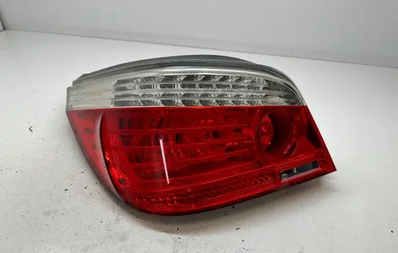 BMW 5 E60 E61 Rear/tail lights 6321717728109 63217177281 2VP009425017