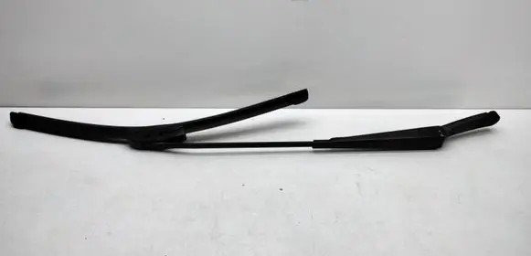 Mercedes-Benz ML W163 Front wiper blade arm