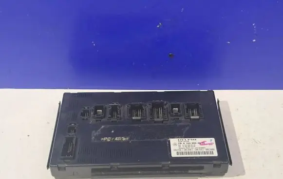Mercedes-Benz R W251 Central body control module A1649004800 A1645458316