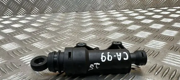 BMW 3 F30 F35 F31 Clutch master cylinder 13670610