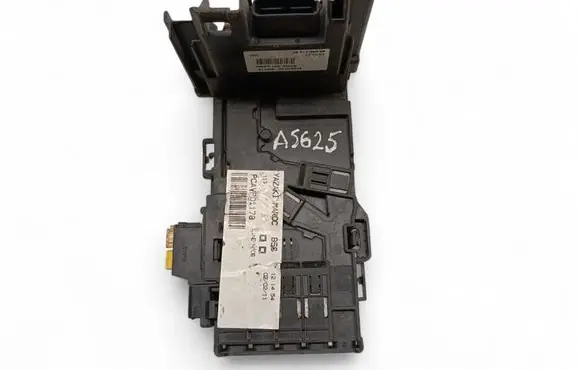 Peugeot 3008 I Other control units/modules 28236841