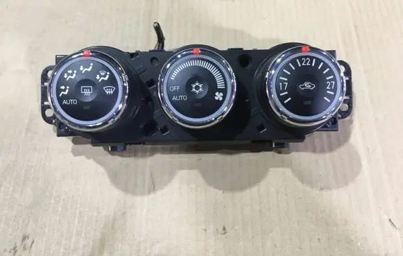 Mitsubishi Outlander Climate control unit 7820A082XC