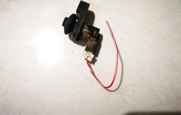 Nissan Almera Tino Front door sensor coupe 