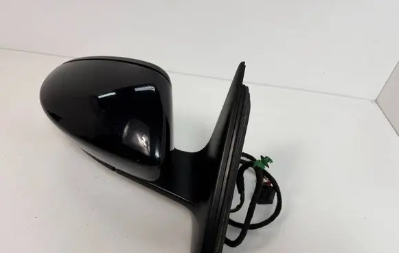 Volkswagen Jetta VI Front door electric wing mirror 