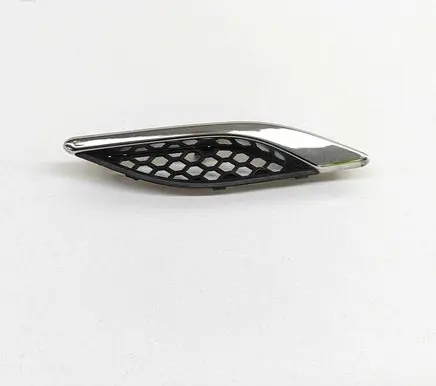 Maserati Ghibli Fender grill 670028906