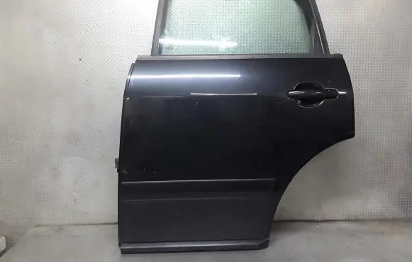Rear door