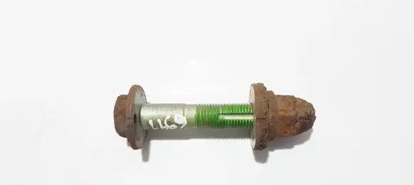 Nissan Qashqai Nuts/bolts 