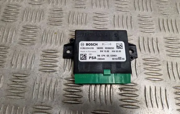 Peugeot Expert Parking PDC control unit/module 9819360080