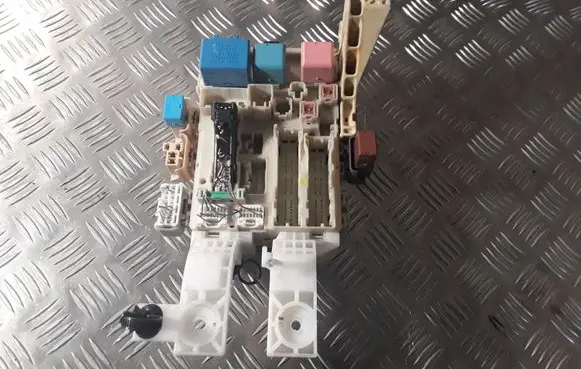 Toyota Yaris Other control units/modules 099011D11